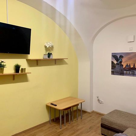 A&P Center Ljubljana Apartment ภายนอก รูปภาพ